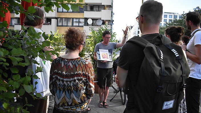 Stefan Zollhauser führt durch die Filmgeschichte in der Stadt