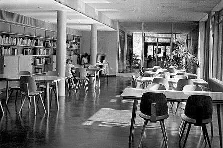 Historisches Foto aus den 50er Jahren der Kinder und Jugendbibliothek