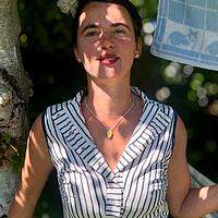 Portraitfoto von Claudia Kühn