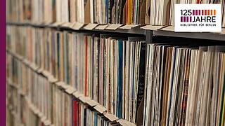 Foto von Schallplatten im Regal