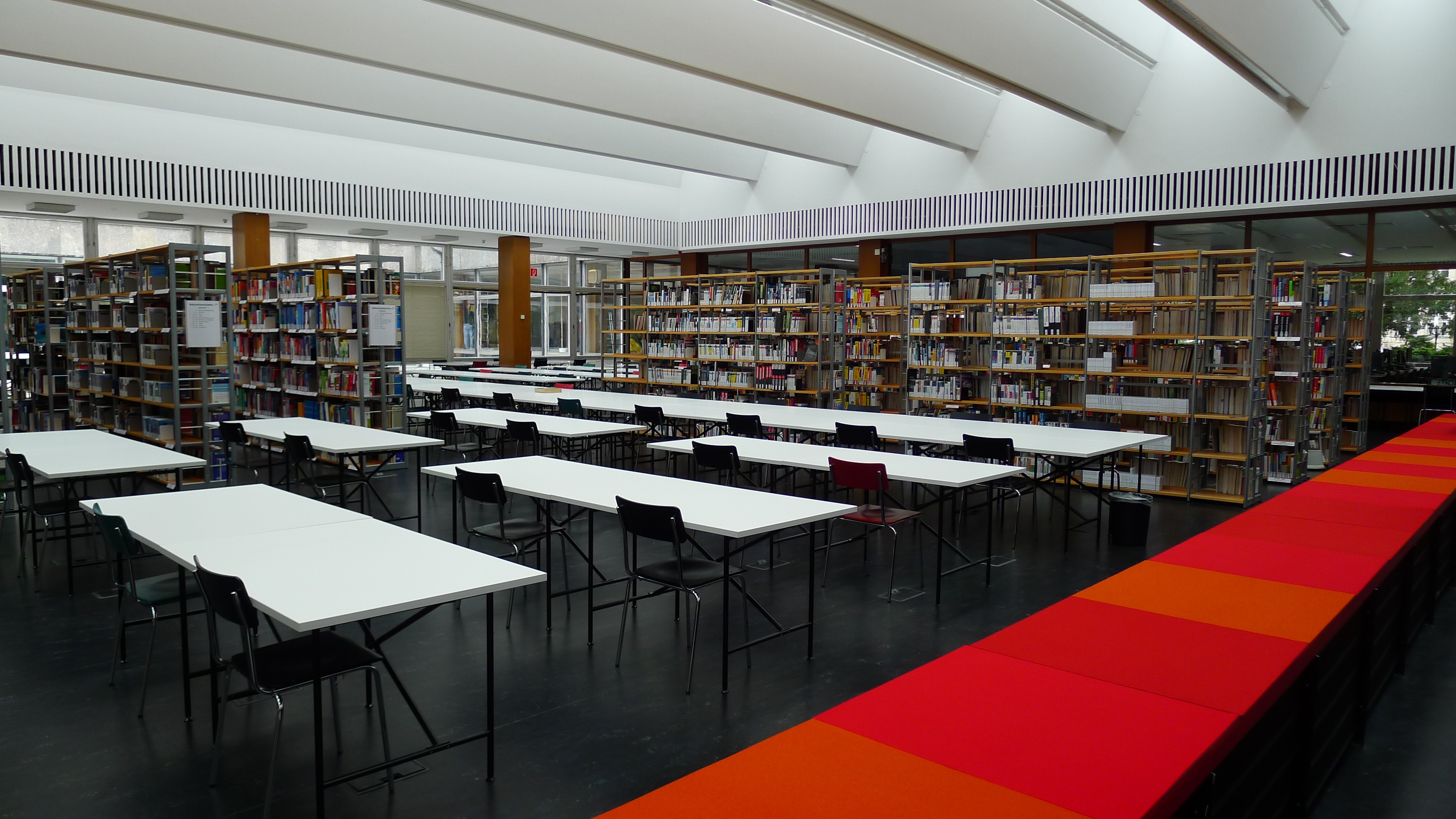 Die Lesehalle der Berliner Stadtbibliothek